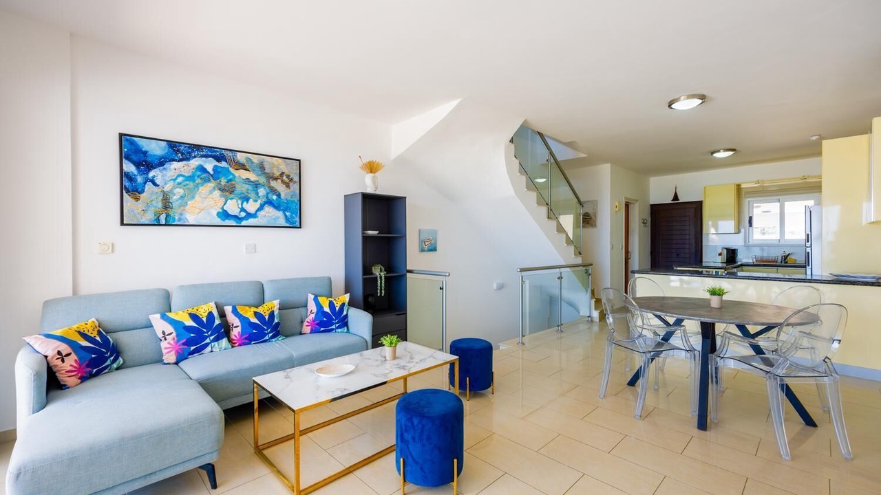 Photo of Livingroom in Latchi