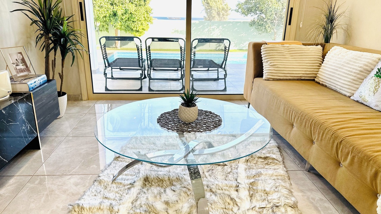 Photo of Livingroom in Pervolia