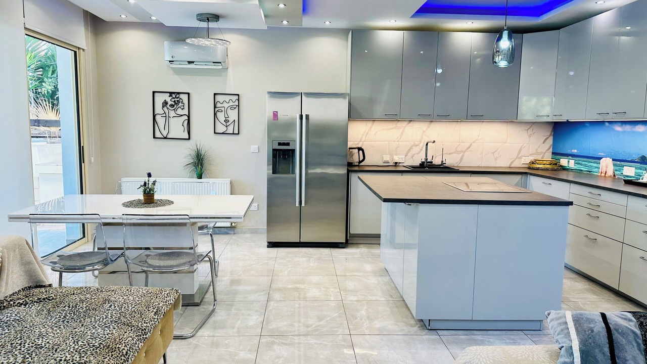 Photo of Kitchen in Pervolia
