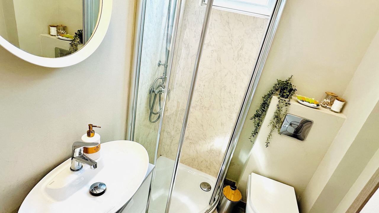 Photo of Bathroom in Pervolia