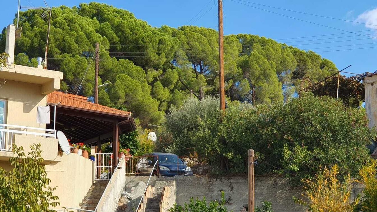 Photo of Outdoor in Pelentri