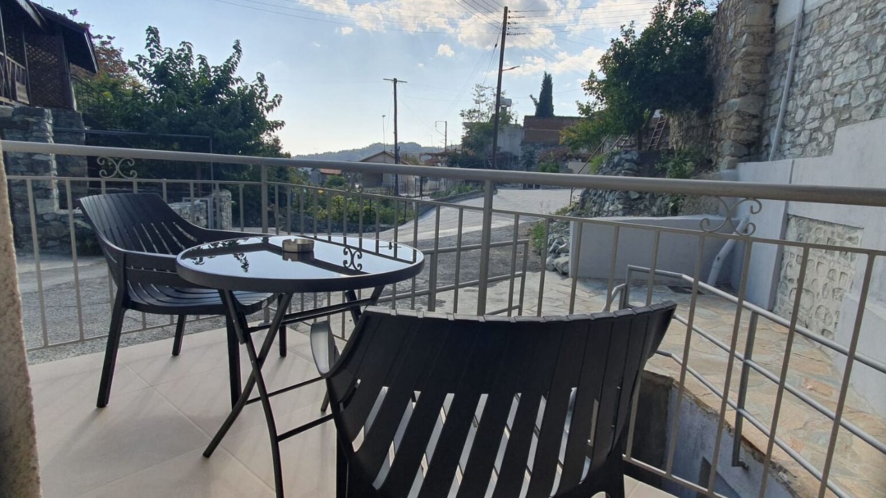 Photo of Outdoor in Pelentri