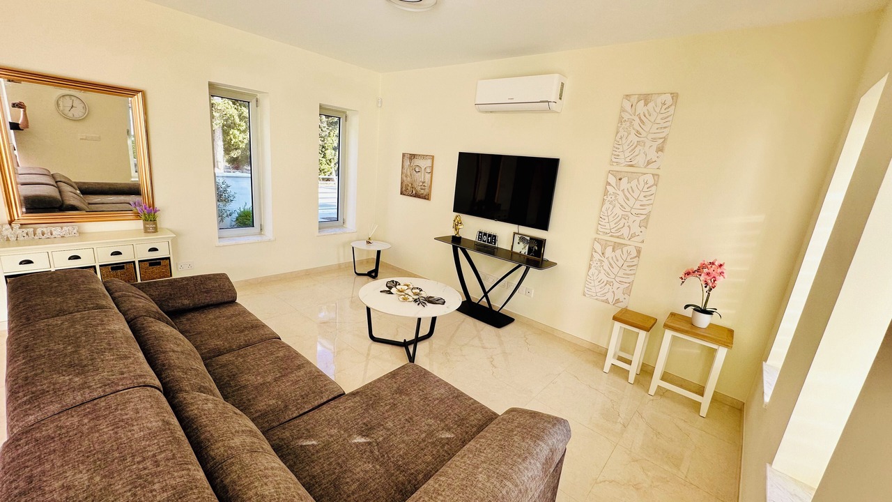 Photo of Livingroom in Geroskipou