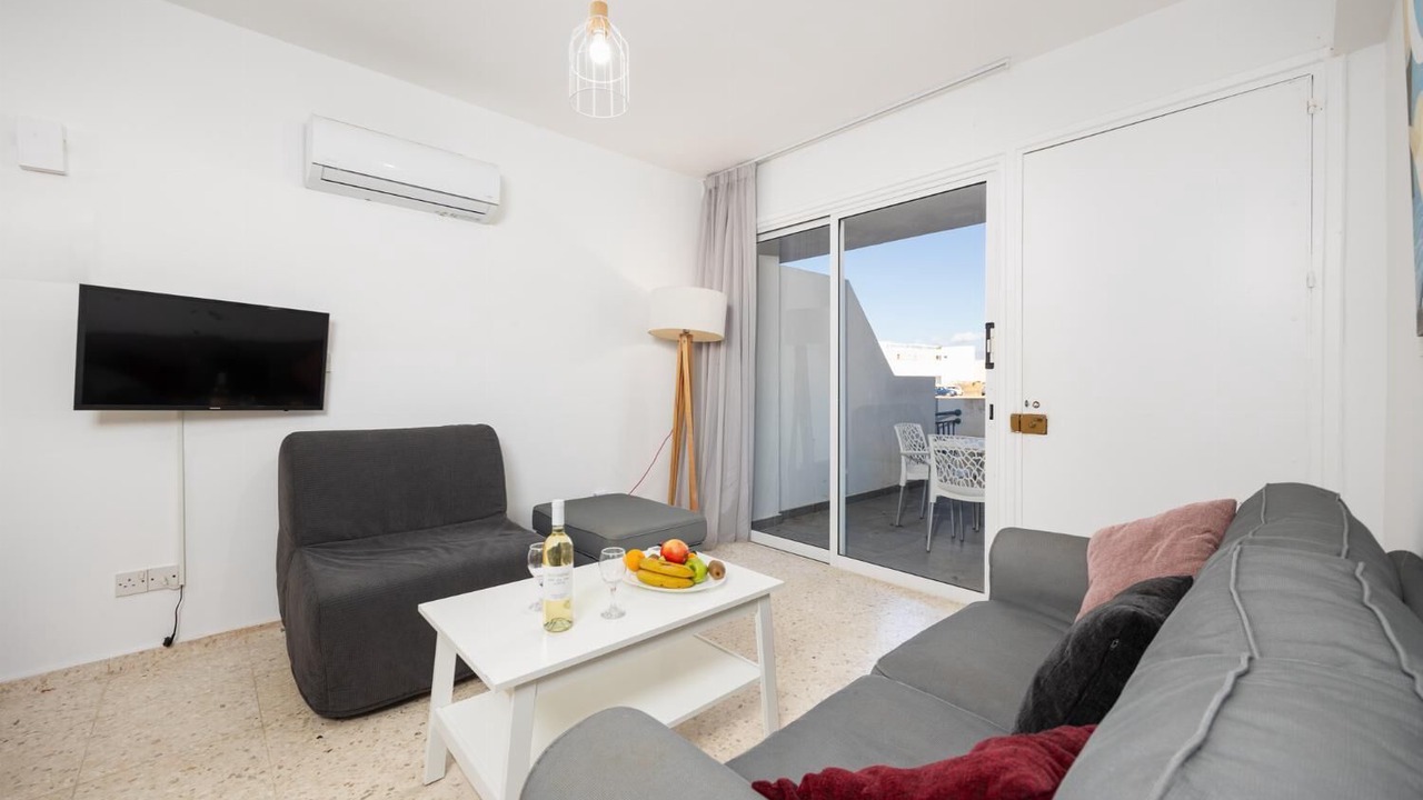 Photo of Bedroom in Latchi