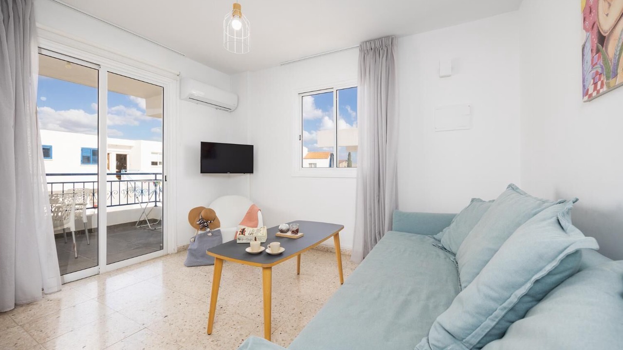 Photo of Bedroom in Latchi