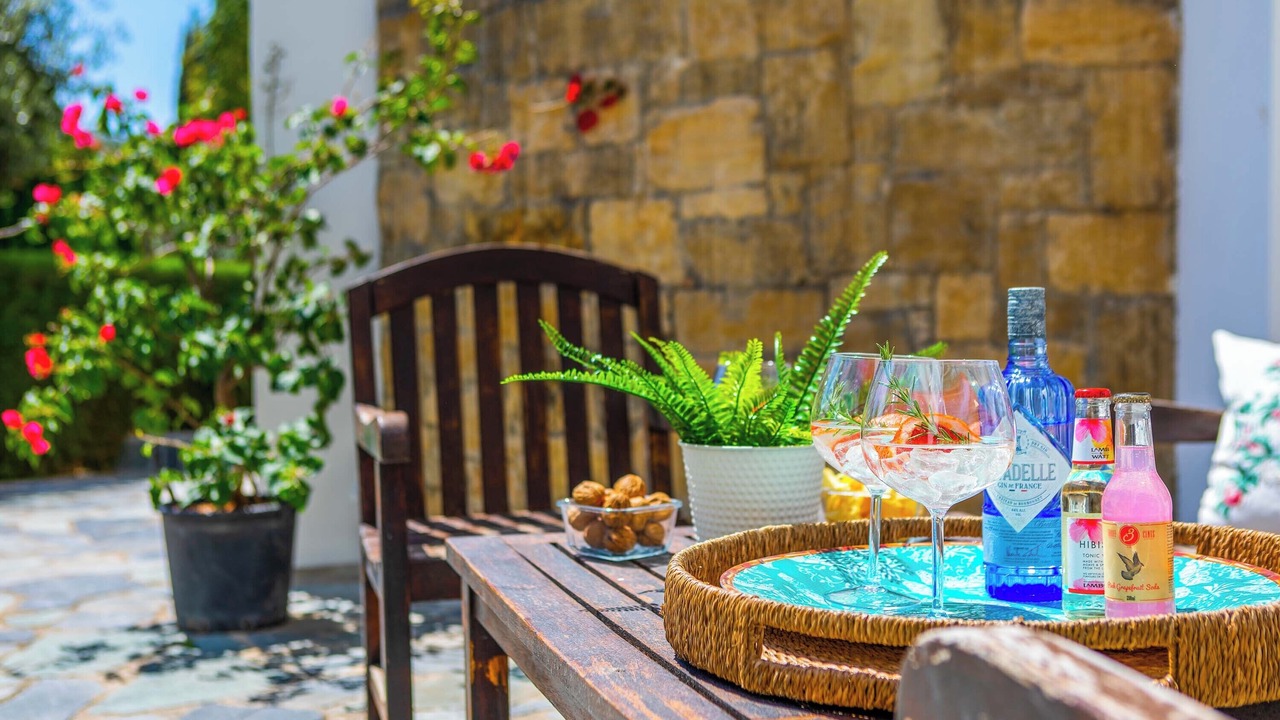 Photo of Outdoor in Giolou