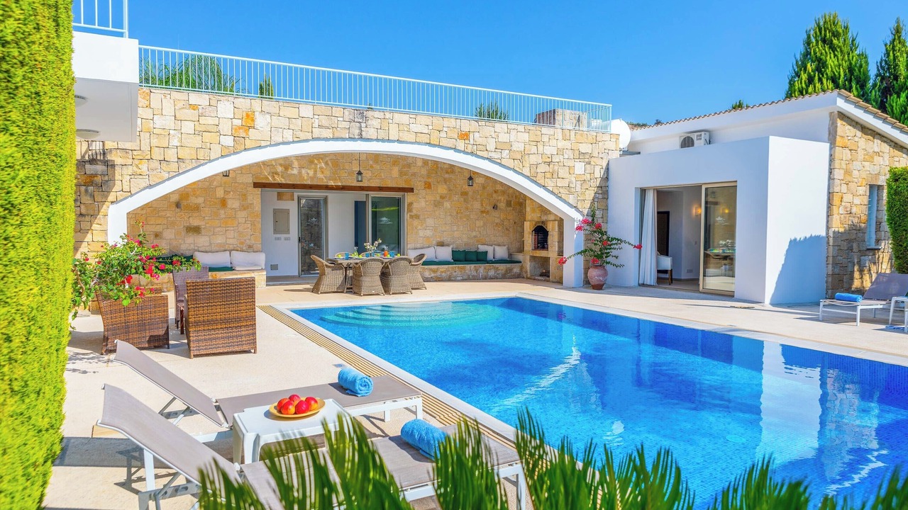 Photo of Outdoor in Giolou