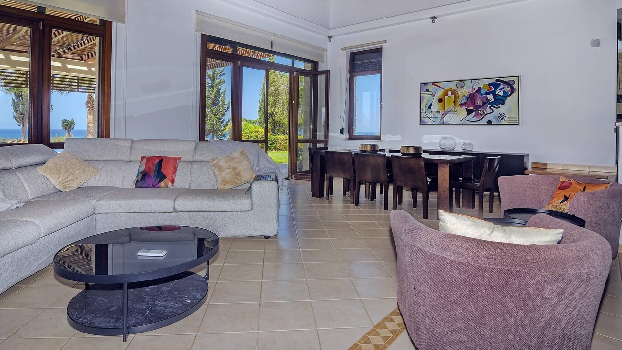 Photo of Livingroom in Polis