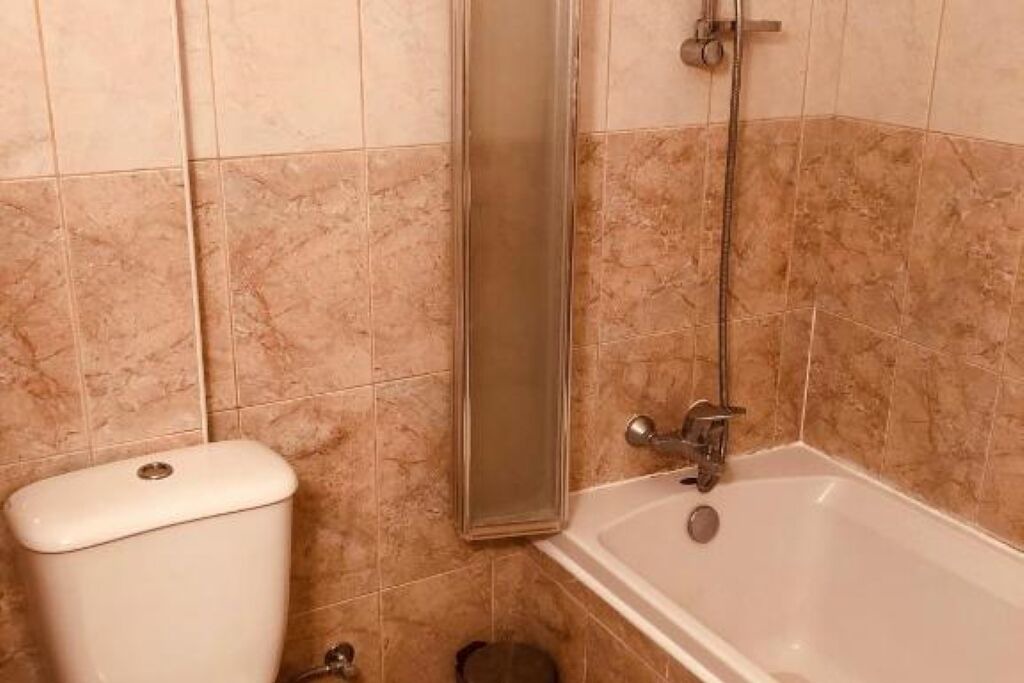 Photo of Bathroom in Universal