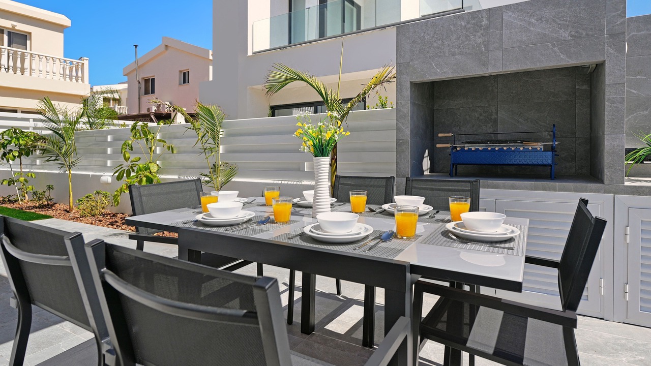 Photo of Outdoor in Pernera