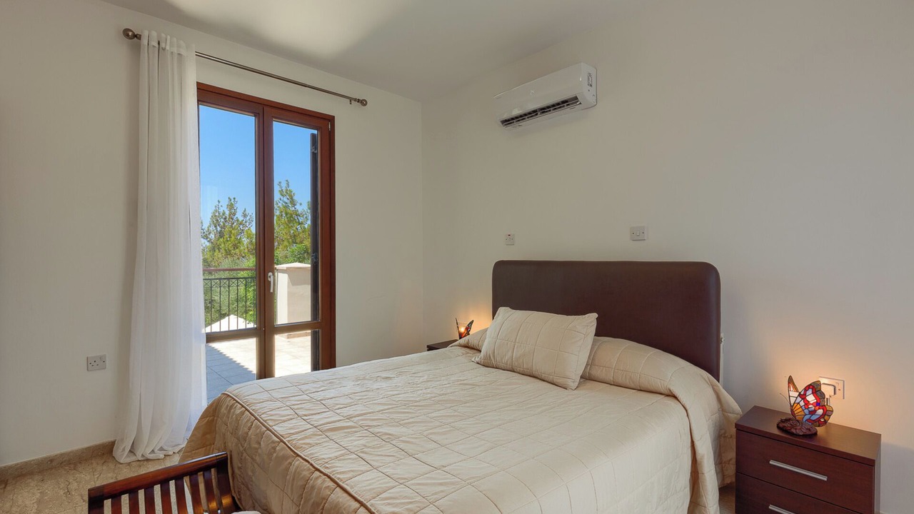 Photo of Bedroom in Aphrodite Hills
