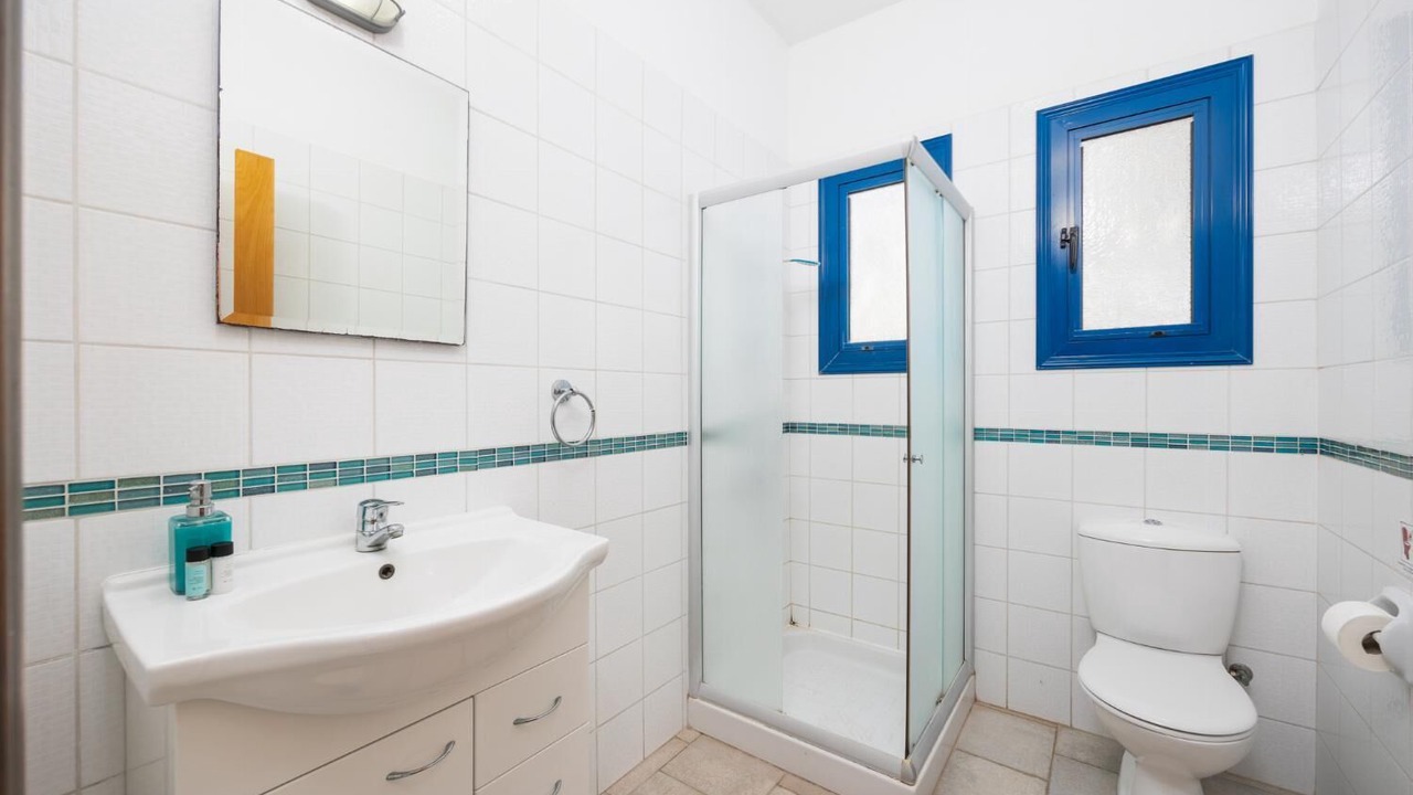 Photo of Bathroom in Agios Georgios Pegeias