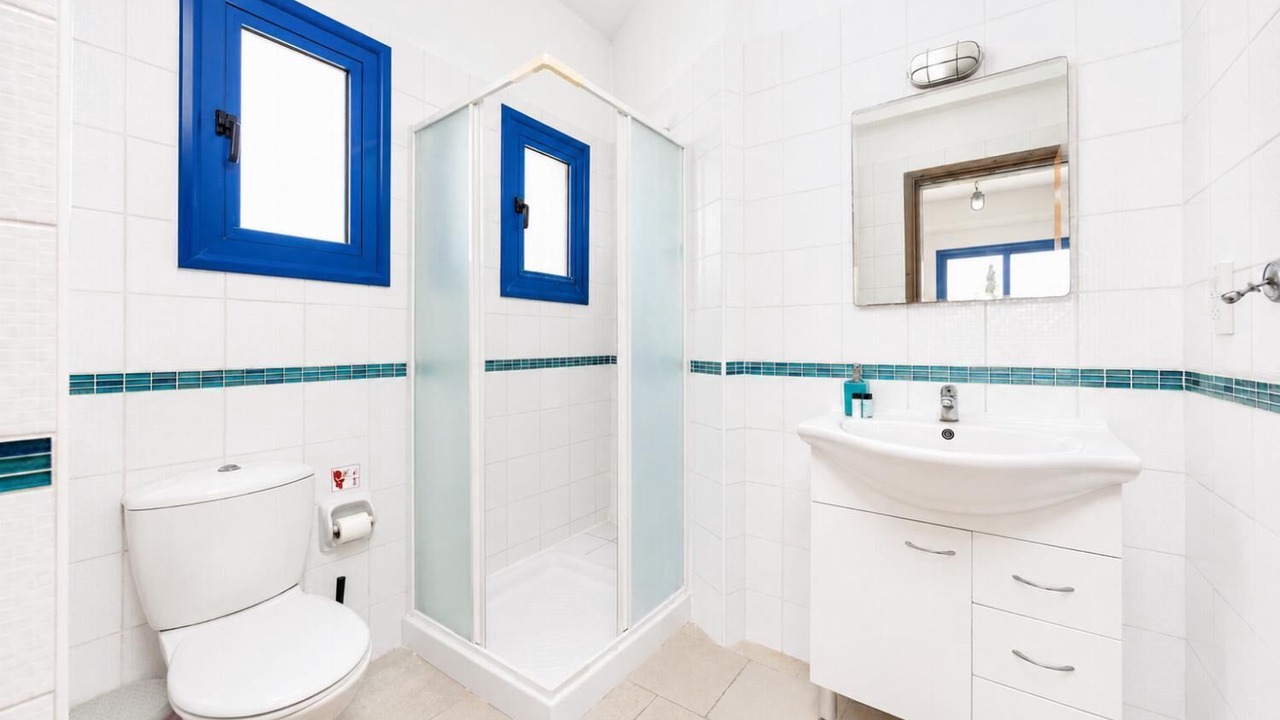 Photo of Bathroom in Agios Georgios Pegeias