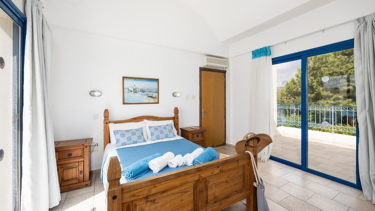 Photo of Bathroom in Agios Georgios Pegeias