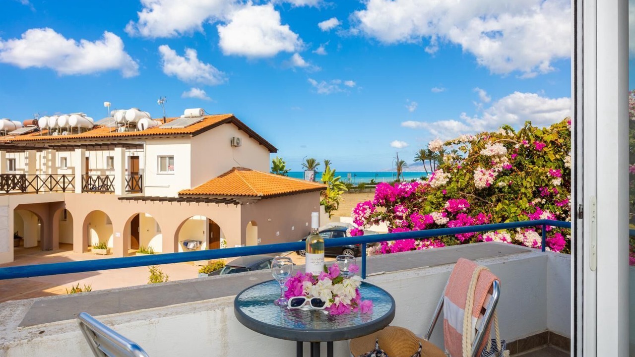 Photo of Patio Balcony in Latsi