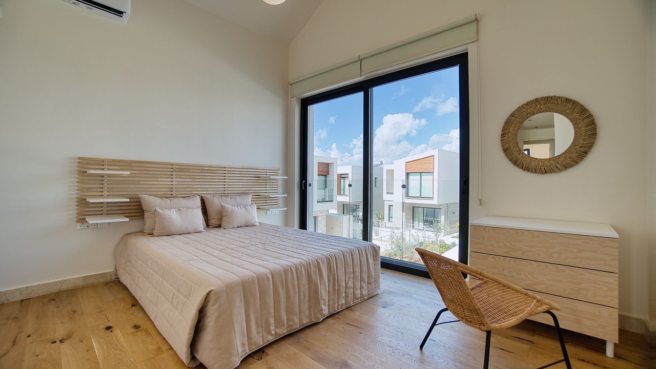 Photo of Bedroom in Emba