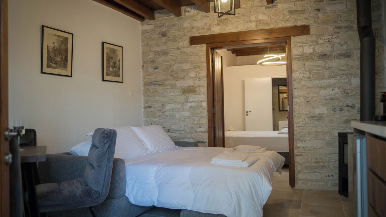 Photo of Bedroom in Kato Drys