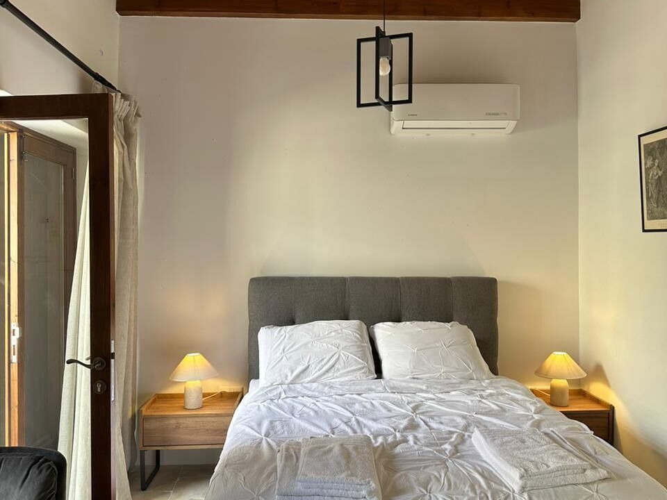 Photo of Bedroom in Kato Drys