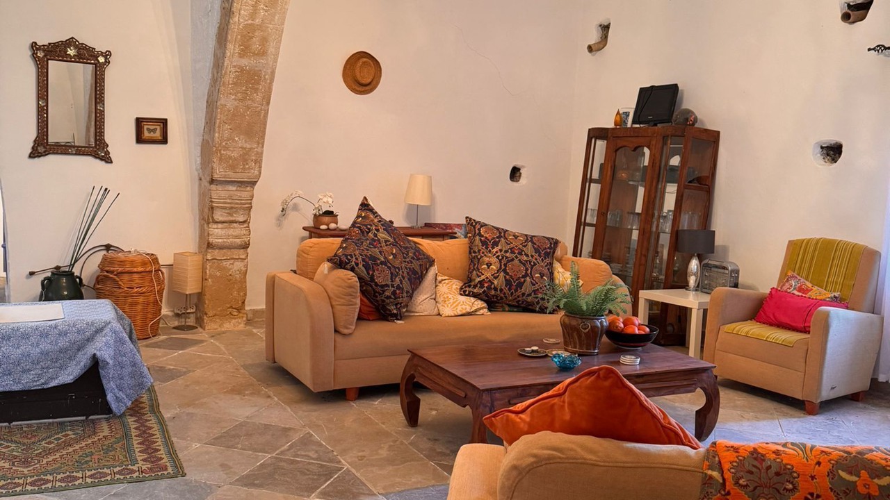 Photo of Livingroom in Kyrenia District