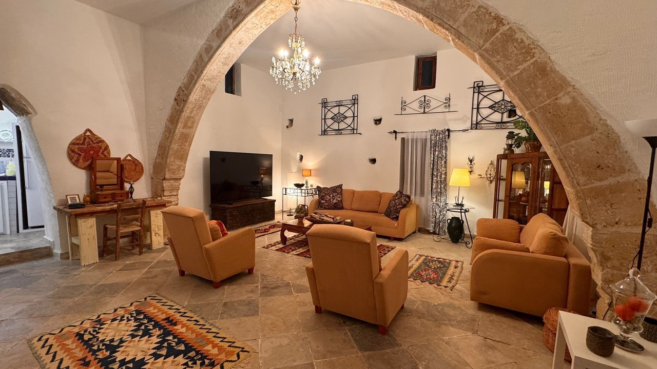 Photo of Livingroom in Kyrenia District