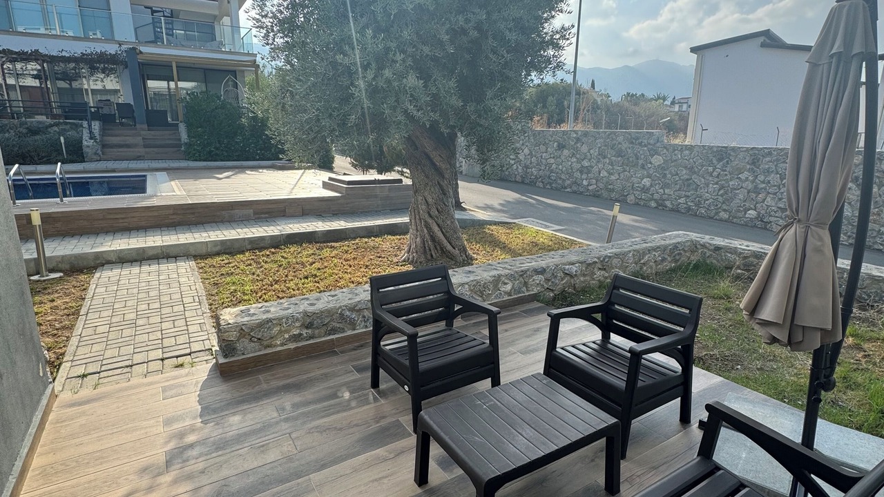 Photo of Patio Balcony in Karavas