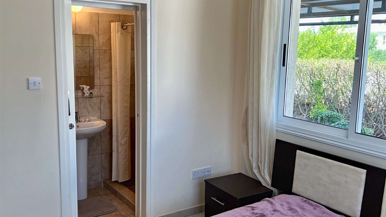 Photo of Bedroom in Emba