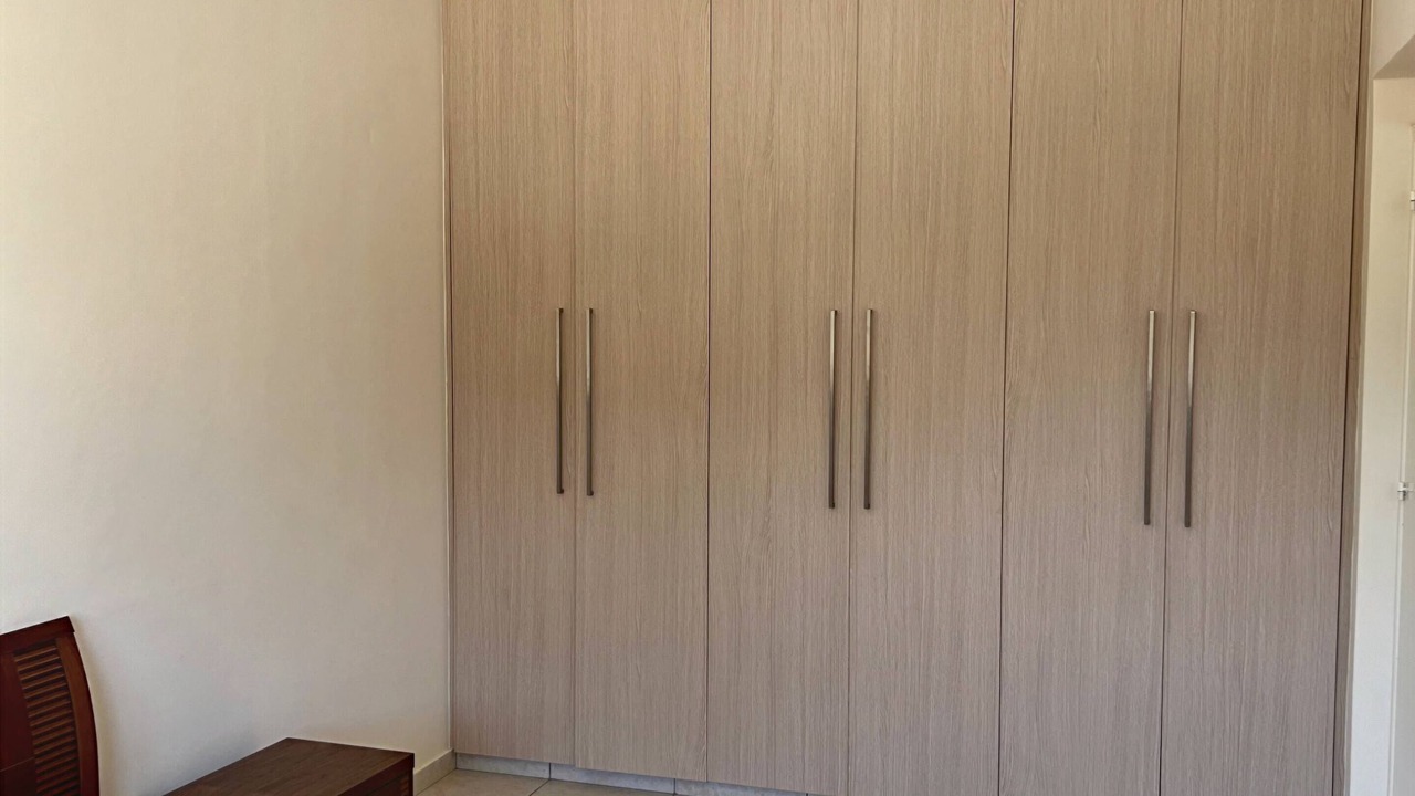 Photo of Bedroom in Emba