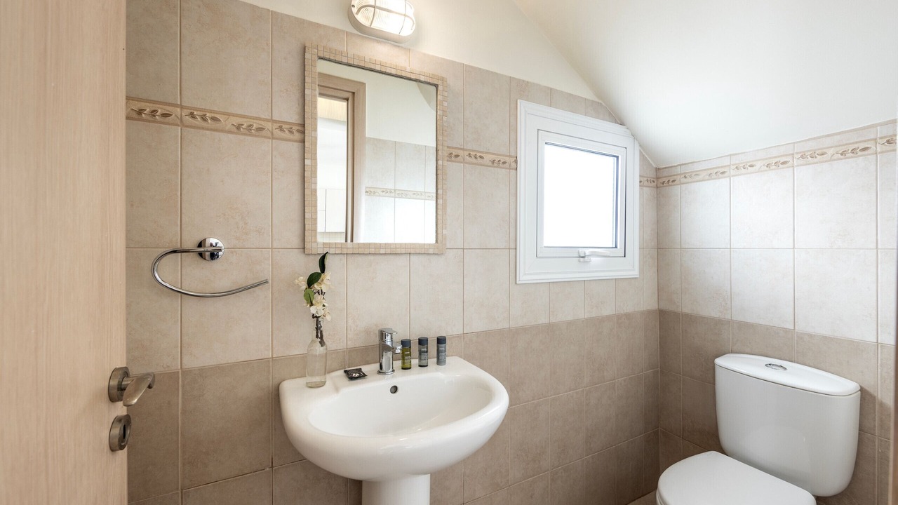 Photo of Bathroom in Pernera