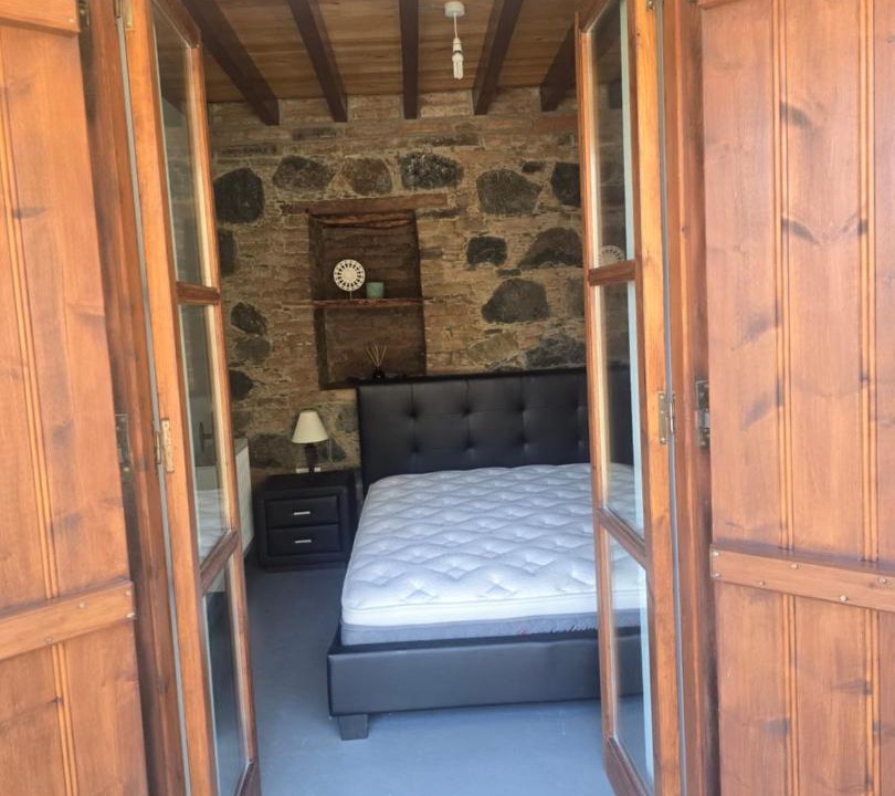 Photo of Bedroom in Politiko