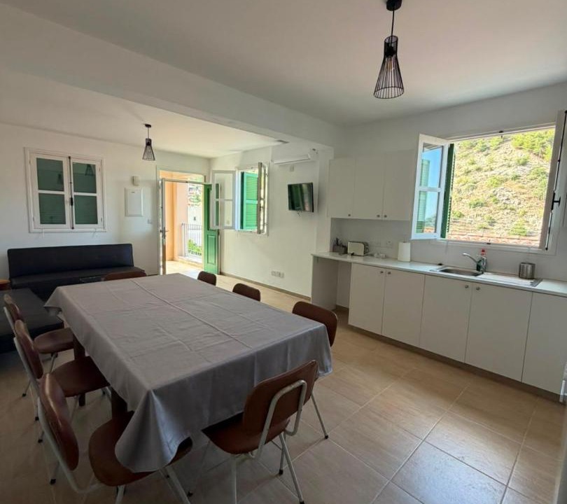 Photo of Kitchen in Politiko