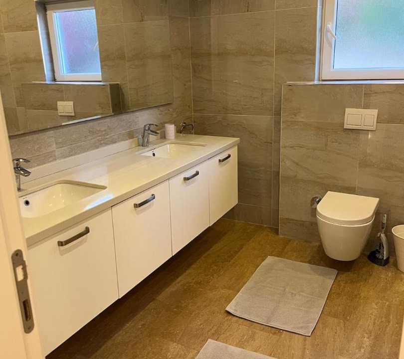 Photo of Bathroom in Vasa Koilaniou