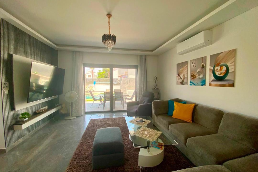 Photo of Livingroom in Emba