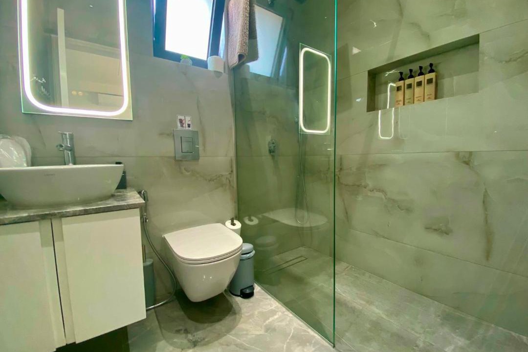 Photo of Bathroom in Emba