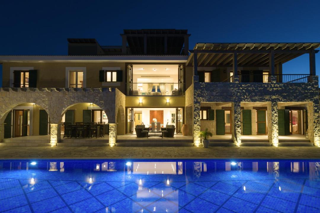 Photo of Others in Aphrodite Hills