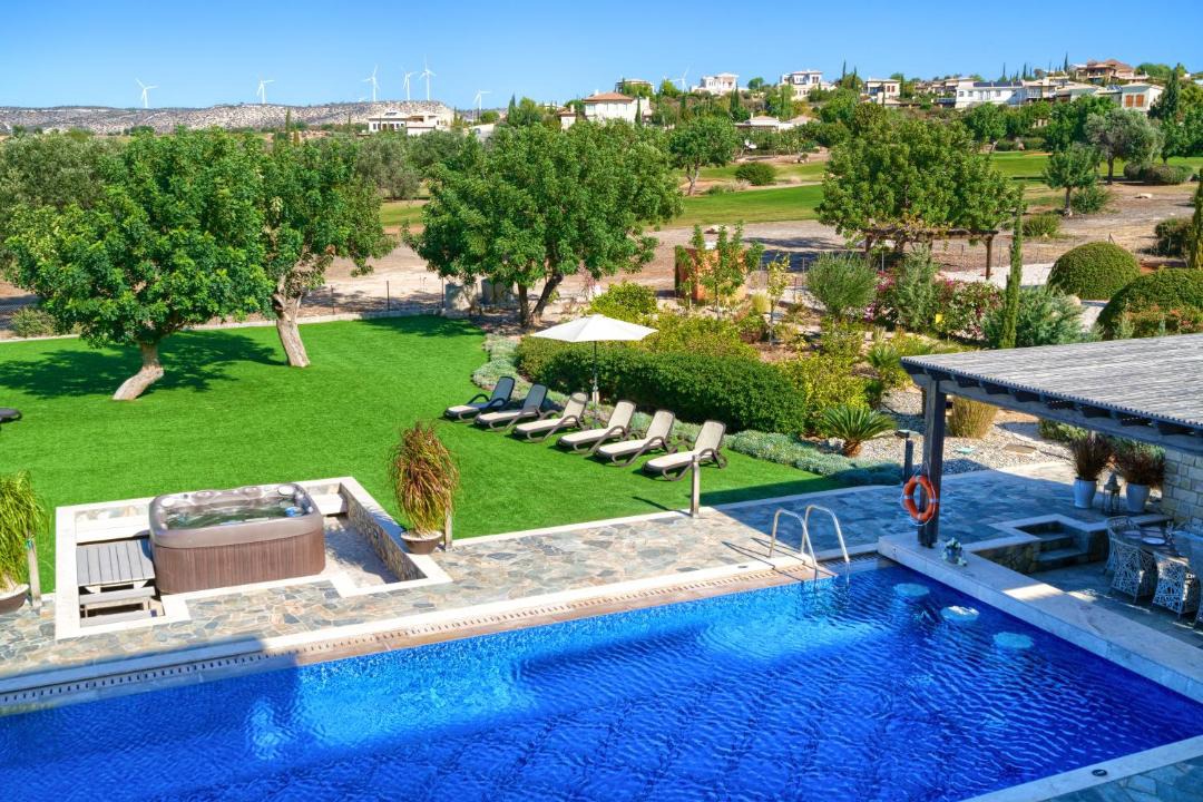 Photo of Others in Aphrodite Hills