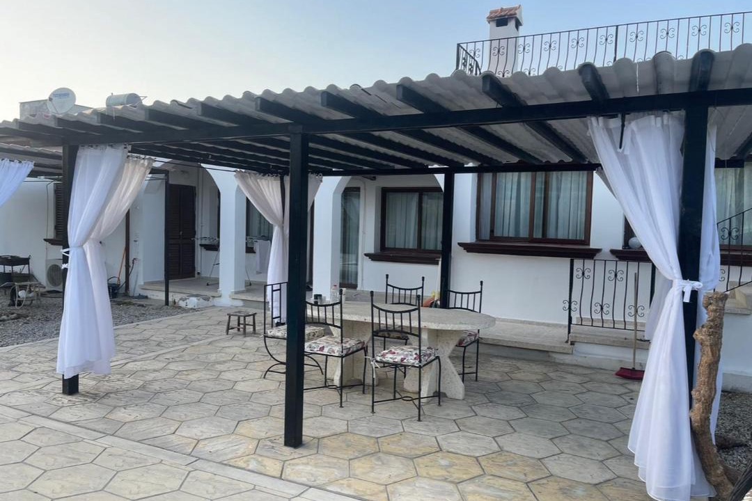 Photo of Patio Balcony in Karavas