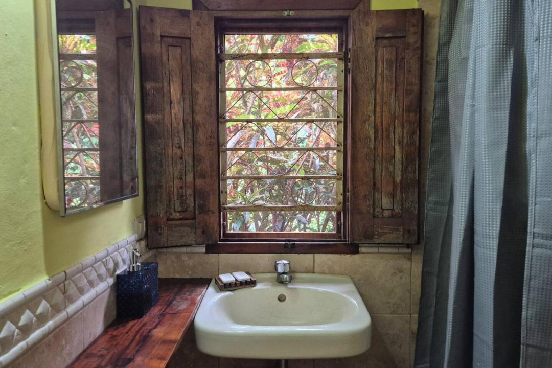 Photo of Bathroom in Balgue