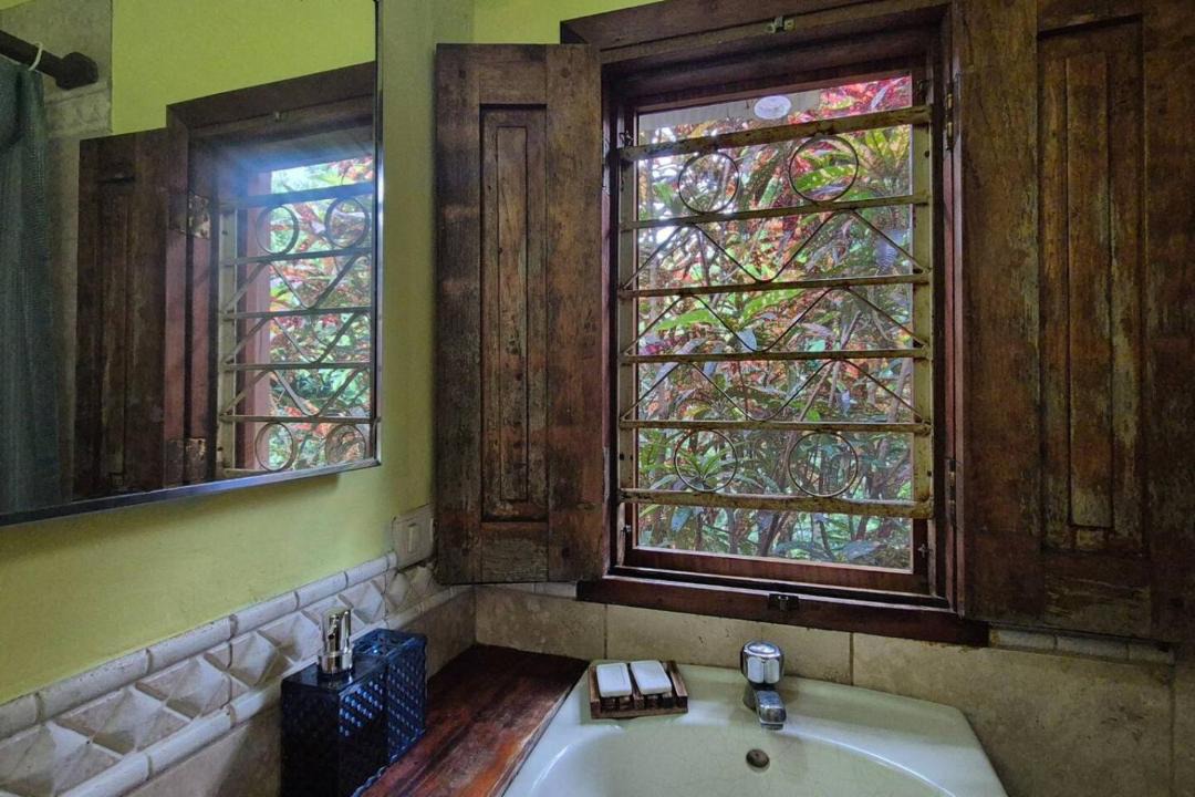 Photo of Bathroom in Balgue