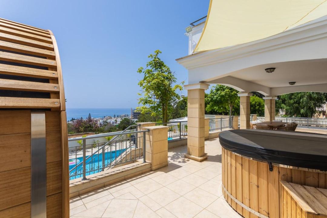 Photo of Patio Balcony in Agios Tychon