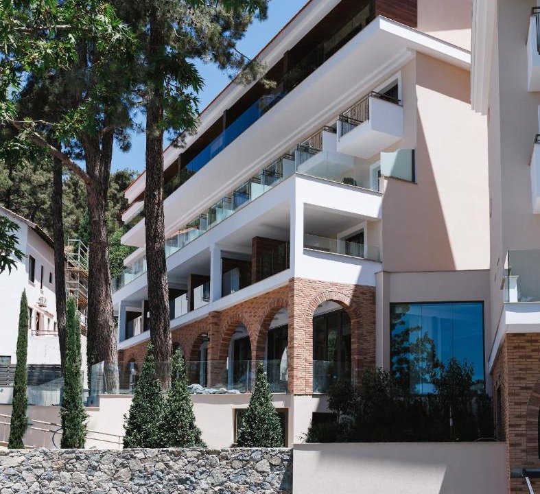 Photo of Others in Platres