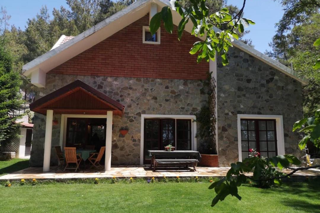 Photo of Others in Platres