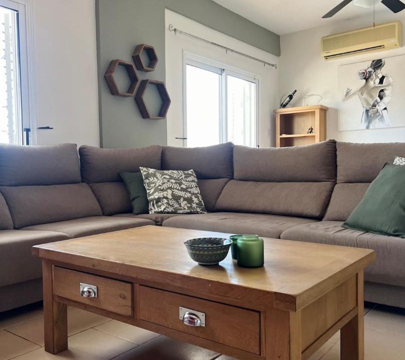 Photo of Livingroom in Peyia Town