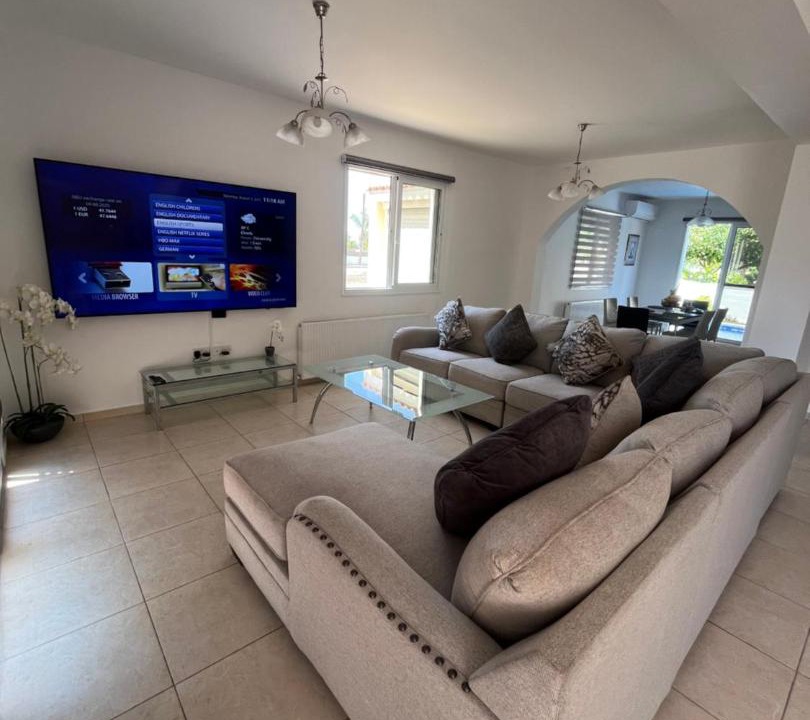 Photo of Livingroom in Pyla