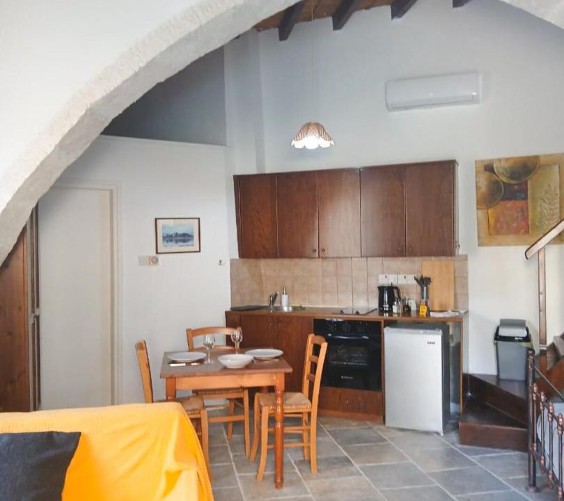 Photo of Kitchen in Skarinou