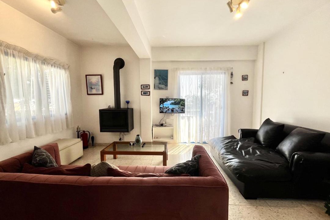 Photo of Livingroom in Pervolia