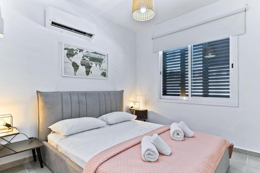 Photo of Bedroom in Peyia Town