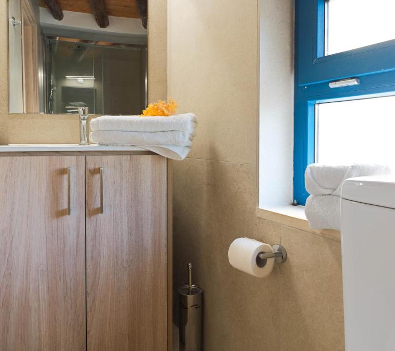 Photo of Bathroom in Peristerona