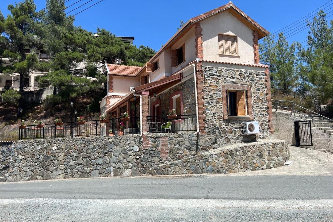 Photo of Others in Platres