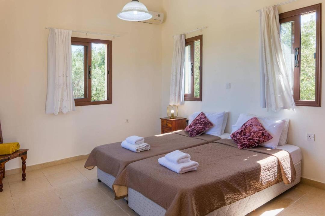 Photo of Bedroom in Polis