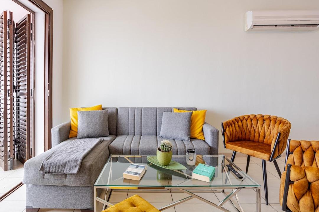 Photo of Livingroom in Tala